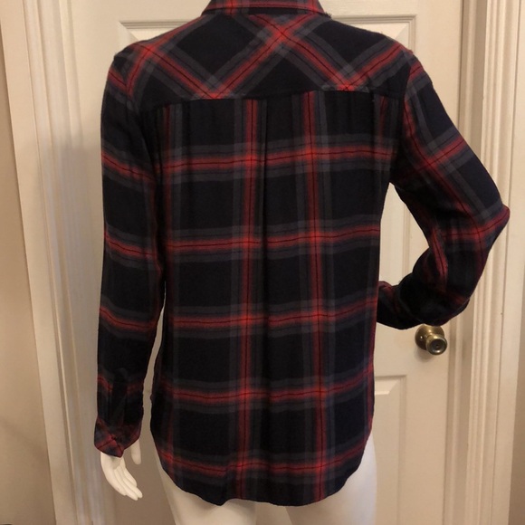 Rails plaid Rayon Button Up long sleeve Size L lightweight blouse Travel… - Picture 5 of 13